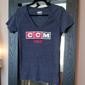 CCM Hockey Womens T-shirt Size M